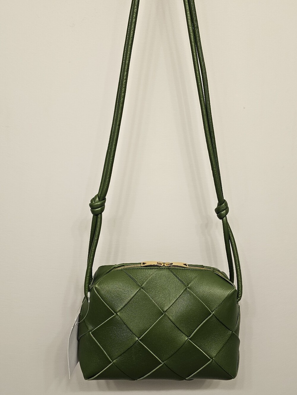 Bottega Veneta Camera Bag - Picture 10 of 13